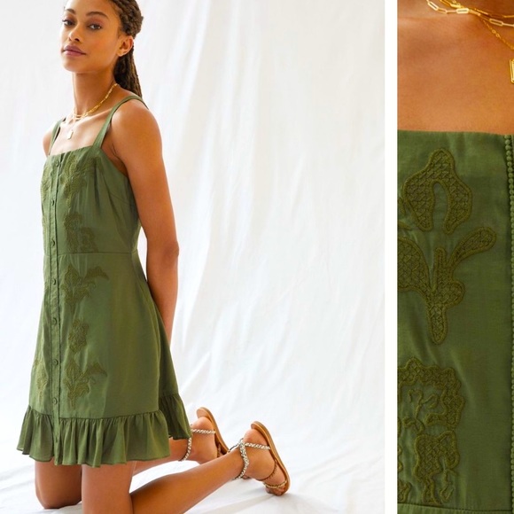 Anthropologie NWT Embroidered Mini Dress Size XL. - Picture 2 of 10
